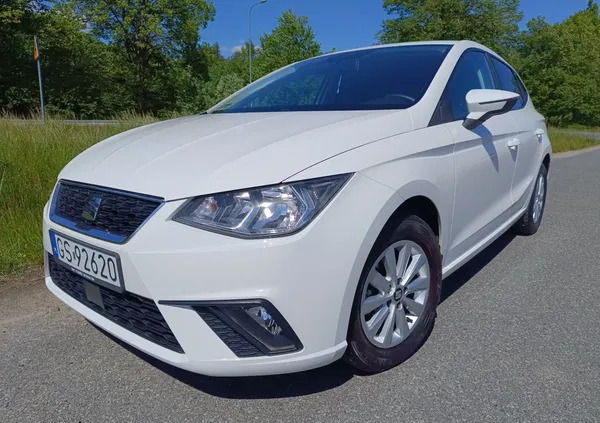 słupsk Seat Ibiza cena 43500 przebieg: 63000, rok produkcji 2018 z Słupsk